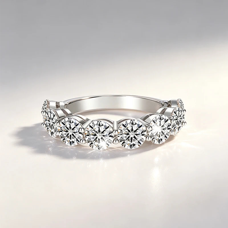 Anel de Moissanite Radial
